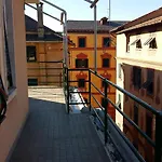 Di Enrico 아파트 *