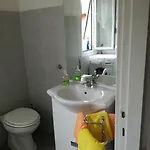 Di Enrico 아파트